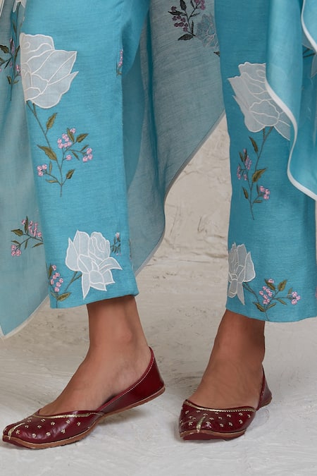 Sue Mue_Blue Chanderi Embroidery, Patchwork V-neck Isra Kaftan And Pant Set _Online_at_Aza_Fashions