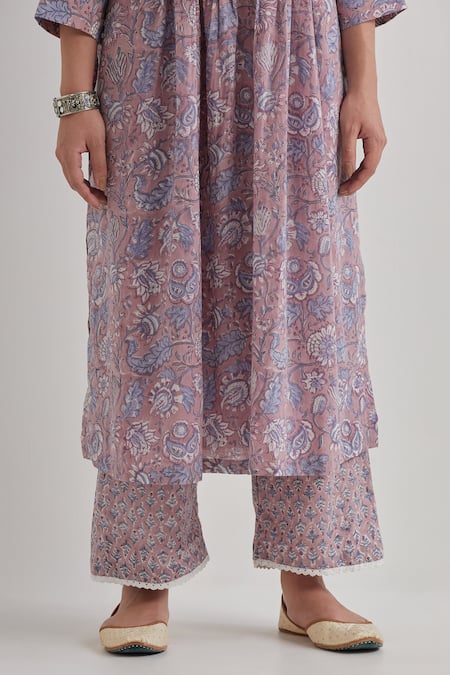 Buy_Priya Chaudhary_Gray Cotton Embroidery Round Neck Floral Printed Kurta Set With Dupatta _Online_at_Aza_Fashions