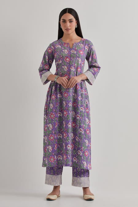 Priya Chaudhary Purple Cotton Embroidery Split V-neck Floral Print Kurta Pant Set Online at Aza Fashions Priya Chaudhary_Purple Cotton Embroidery Split V-neck Floral Print Kurta Pant Set _Online_at_Aza_Fashions
