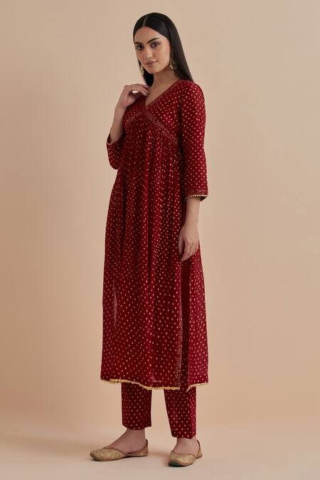 Ikshita Choudhary_Red Chanderi Printed Polka Dot V Neck Foil Cross Yoke Anarkali Pant Set_at_Aza_Fashions