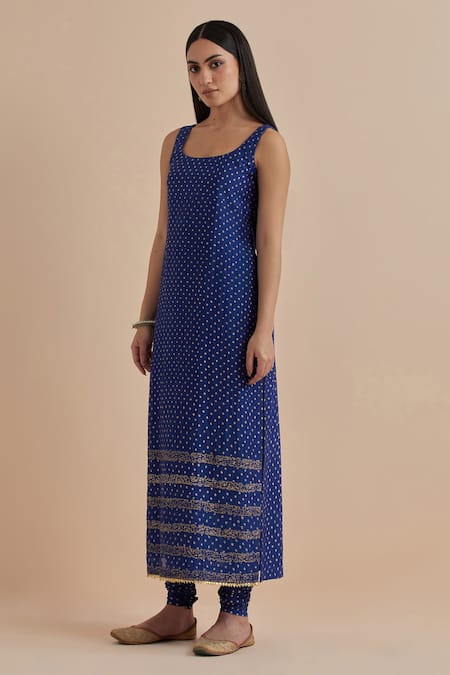 Buy_Ikshita Choudhary_Blue Chanderi Printed Foil Round Straight Polka Dot Kurta Churidar Set