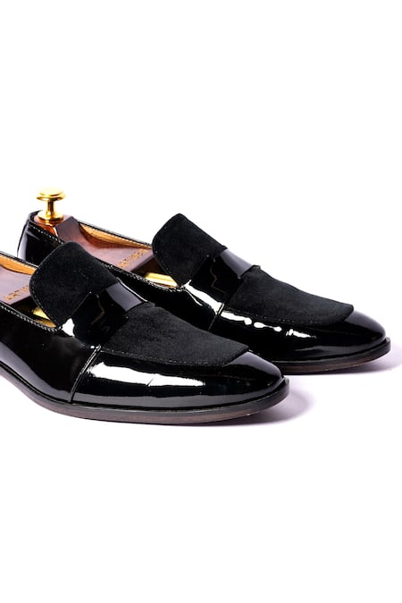Artimen_Black Round Toe Loafers _Online_at_Aza_Fashions