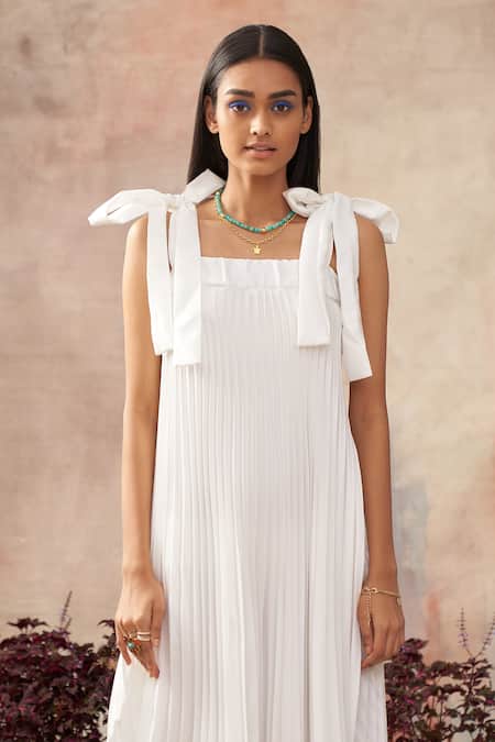 Buy_Pleats By Aruni_White Satin Crepe Plain Square Neck Pleated Slip Dress_Online_at_Aza_Fashions
