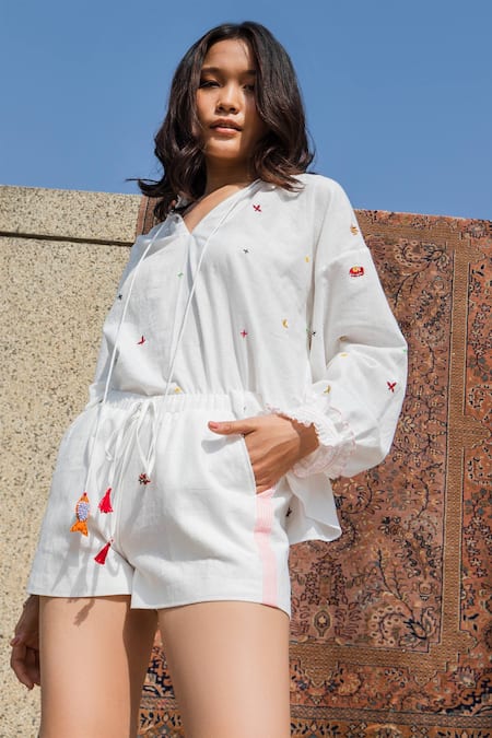 Nikasha White Cotton V Neck Embroidered Top Online at Aza Fashions Nikasha_White Cotton V Neck Embroidered Top _Online_at_Aza_Fashions