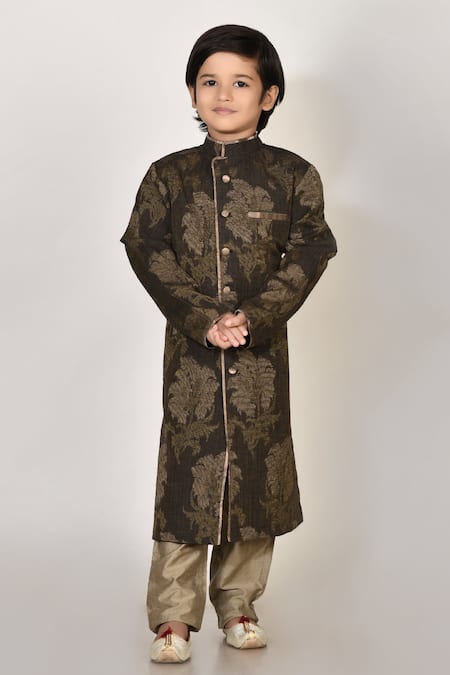 Arihant Rai Sinha Handloom Silk Sherwani & Pant Set 