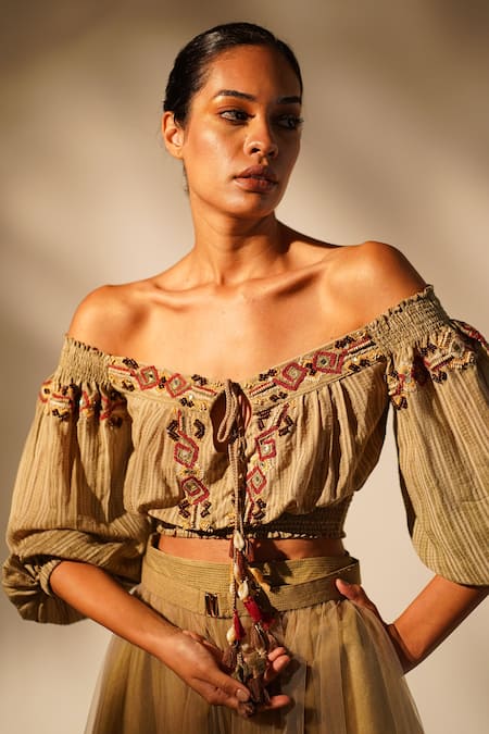 Nikita Mhaisalkar_Beige Chanderi Beads Off-shoulder Thread Placement Embroidered Crop Top _Online_at_Aza_Fashions