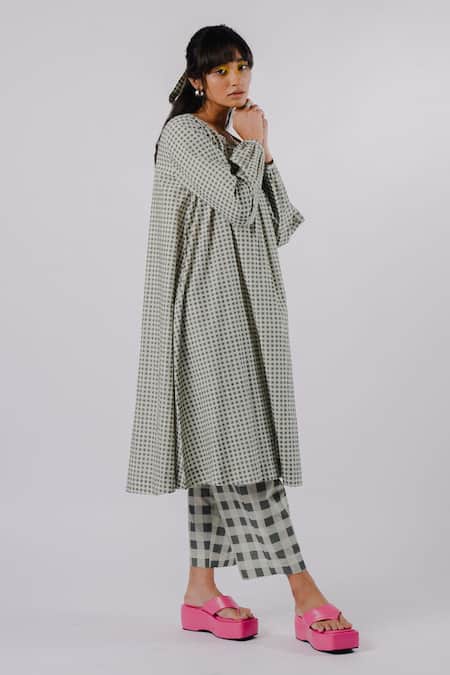 Buy Tussah By Siddhi Shah Black Cotton Checkered Round Flared Pattern Kurta With Pant Online at Aza Fashions Buy_Tussah By Siddhi Shah_Black Cotton Checkered Round Flared Pattern Kurta With Pant _Online_at_Aza_Fashions