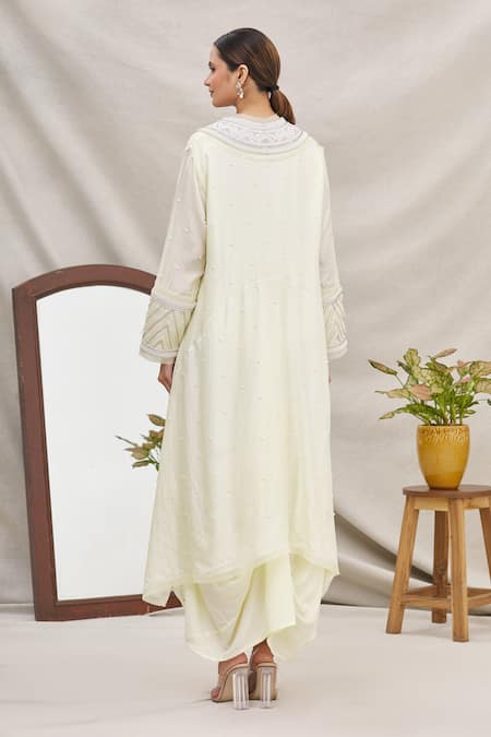 Ekta Singh  Silk Draped Kurta with Dupatta 