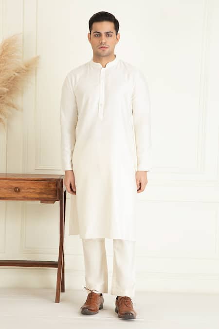Buy_Priyanka Jain_Green Silk Embroidered Quilted Sherwani Set _Online_at_Aza_Fashions