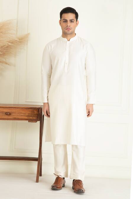 Buy_Priyanka Jain_Ivory Chanderi , Embroidery, Sequins, Beads Botanical Bundi Kurta Set _Online_at_Aza_Fashions