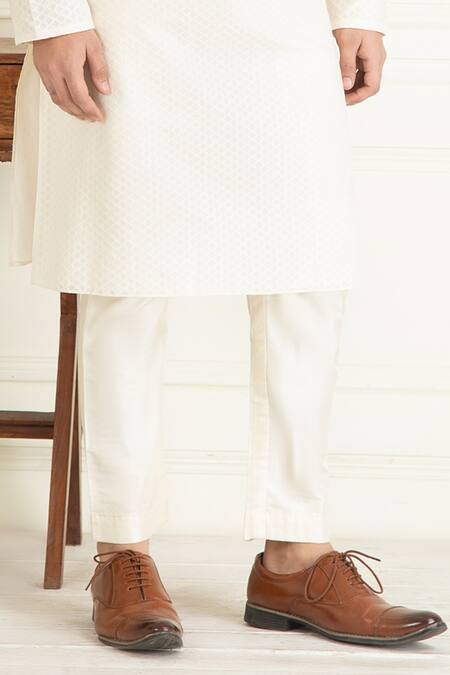 Buy_Priyanka Jain_Beige Chanderi Silk, Silk, Cotton Embroidery, Sequins Vintage Bundi Kurta Set 