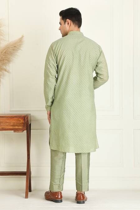 Priyanka Jain_Green , Satin Sequins, Embroidery Floral Bundi Kurta Set _Online_at_Aza_Fashions