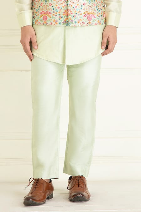 Priyanka Jain_Green Silk, Cotton Embroidery Floral Bundi Kurta Set _Online_at_Aza_Fashions