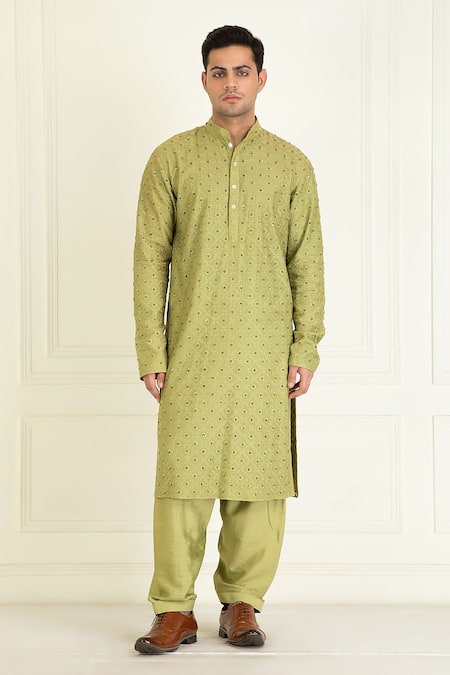 Priyanka Jain_Green Cotton, Silk Embroidery Thread And Sequin Kurta Set _Online_at_Aza_Fashions