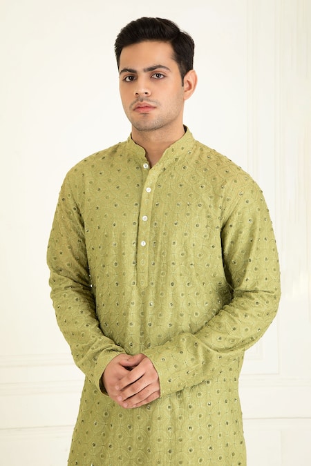 Priyanka Jain_Green Cotton, Silk Embroidery Thread And Sequin Kurta Set _at_Aza_Fashions