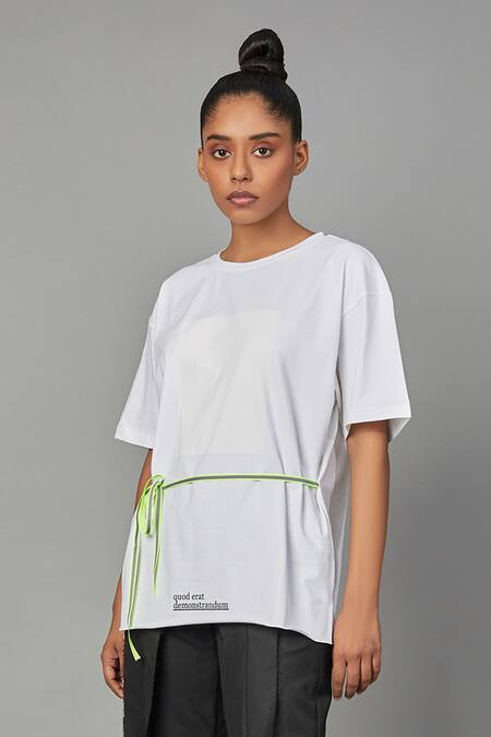 Buy Quod White Cotton Tie-up T-shirt at Aza Fashions Buy_Quod_White Cotton Tie-up T-shirt_at_Aza_Fashions