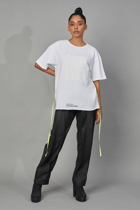 Buy Quod White Cotton Tie-up T-shirt Online at Aza Fashions Buy_Quod_White Cotton Tie-up T-shirt_Online_at_Aza_Fashions