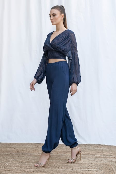 Amrta By Guneet Kondal_Blue Viscose V-neck Riviera Pleated Top And Pant Set _Online_at_Aza_Fashions