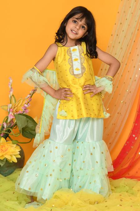 Saka Designs Yellow Net Embroidered Kurta Set 