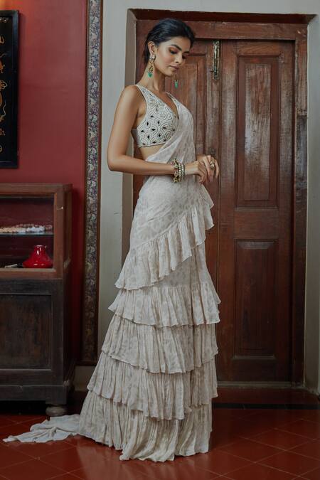 Arpita Mehta_Cream Georgette Embroidery V-neck Ruffle Saree With Maze Blouse_Online_at_Aza_Fashions