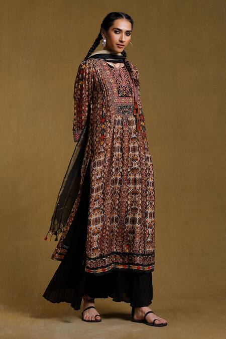 Buy_Ritu Kumar_Black Dupatta Kota Doria, Kurta Viscose Bamberg, Pant Cotton Print Set_Online_at_Aza_Fashions