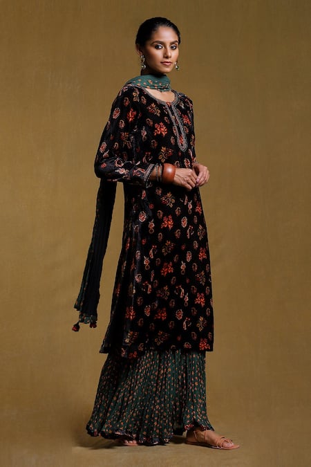 Buy_Ritu Kumar_Black Dupatta 66x50 , Kurta Silk Velvet, Sharara Set_Online_at_Aza_Fashions