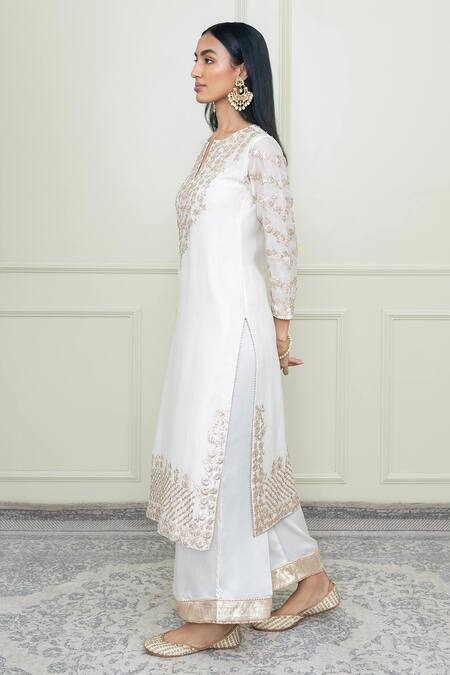 Sheetal Batra_White Organza, Bamberg, Chanderi Notched Kurta Set _Online_at_Aza_Fashions
