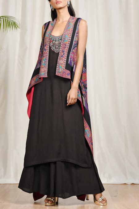 RI.Ritu Kumar Printed Cape Palazzo Set 