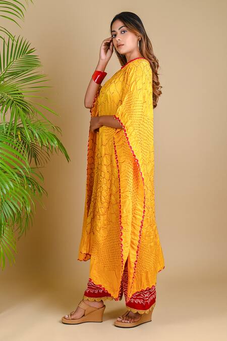 Dyelogue_Yellow Gajji Silk Bandhani Tunic _Online_at_Aza_Fashions
