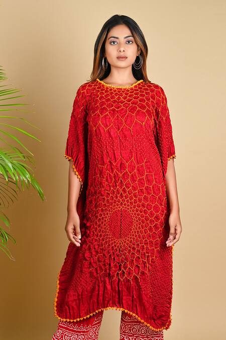Buy Dyelogue Red Gajji Silk Bandhani Tunic Online at Aza Fashions Buy_Dyelogue_Red Gajji Silk Bandhani Tunic _Online_at_Aza_Fashions