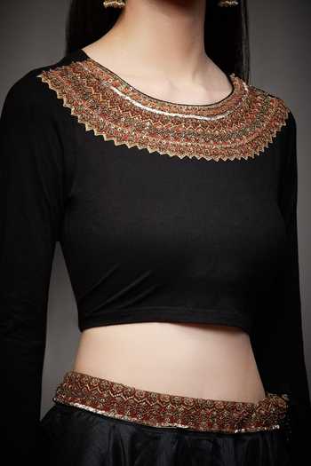 Shop RI.Ritu Kumar Black Lehenga Polyester Lining Viscose Blouse 95% Lycra 5% Printed Set Online at Aza Fashions Shop_RI.Ritu Kumar_Black Lehenga Polyester Lining Viscose Blouse 95% Lycra 5% Printed Set _Online_at_Aza_Fashions