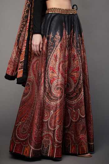 RI.Ritu Kumar Black Lehenga Polyester Lining Viscose Blouse 95% Lycra 5% Printed Set at Aza Fashions RI.Ritu Kumar_Black Lehenga Polyester Lining Viscose Blouse 95% Lycra 5% Printed Set _at_Aza_Fashions