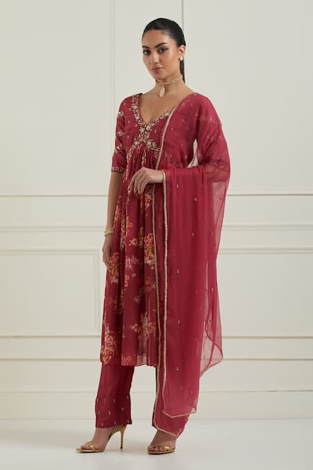 Label Nitisha_Red Georgette, Chanderi, Chiffon Floral Print Gathered Kurta Pant Set _Online_at_Aza_Fashions