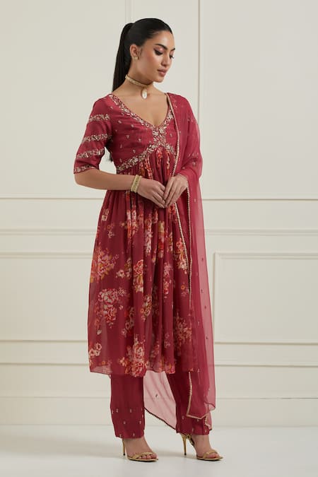 Buy_Label Nitisha_Red Georgette, Chanderi, Chiffon Floral Print Gathered Kurta Pant Set _Online_at_Aza_Fashions