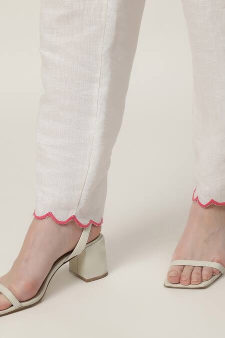 Buy_Musal_Ivory Chanderi, Cotton Embroidery Bandeau Neck Essie Heart Kurta Pant Set _Online_at_Aza_Fashions