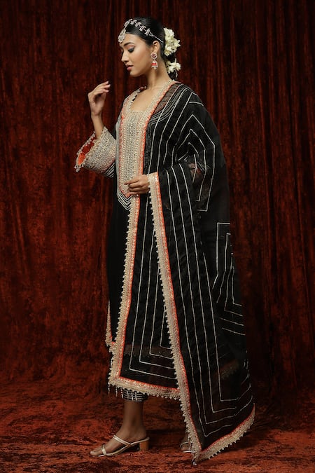 Buy_Shikhar Sharma_Black Silk Chanderi Embroidered Pearl Round Neck Kurta Pant Set _Online_at_Aza_Fashions