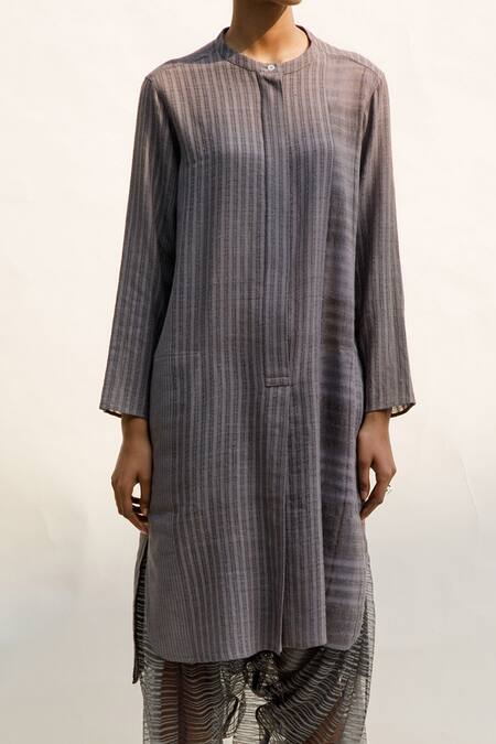 Urvashi Kaur Grey Handloom Cotton Mandarin Collar Astro Stripe Pattern Tunic Online at Aza Fashions Urvashi Kaur_Grey Handloom Cotton Mandarin Collar Astro Stripe Pattern Tunic _Online_at_Aza_Fashions