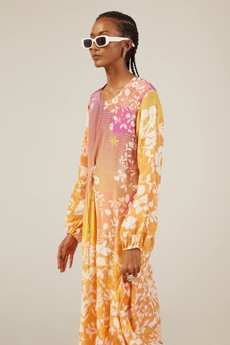 Buy_Amka_Orange Crepe Cut Work, Embroidery Round Neck Floral Stripe Printed Kurta Set_Online_at_Aza_Fashions