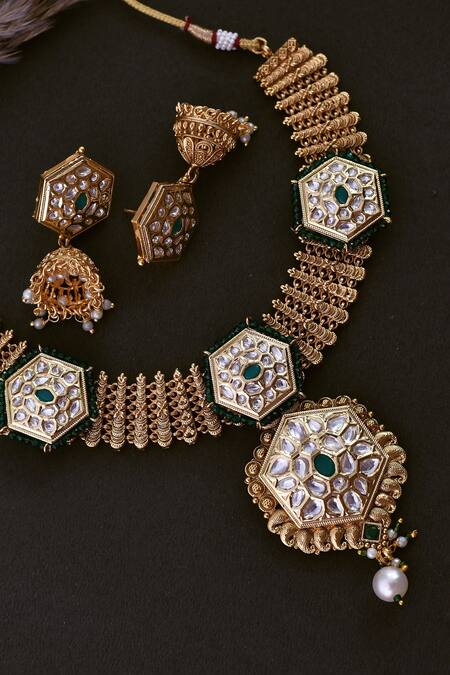 Buy_Swabhimann_Green Stones Kundan Embellished Necklace Set _Online_at_Aza_Fashions