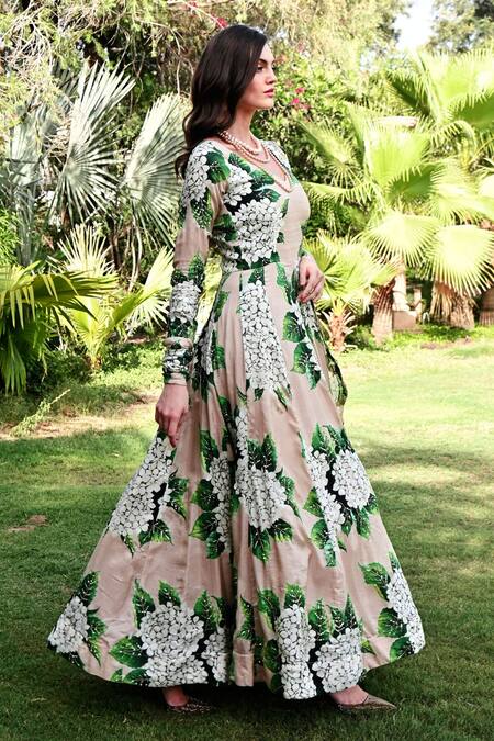 Buy_Sanam_Beige Organza, Silk Embroidery Valierie Full Bloom Pattern Anarkali With Dupatta _Online_at_Aza_Fashions