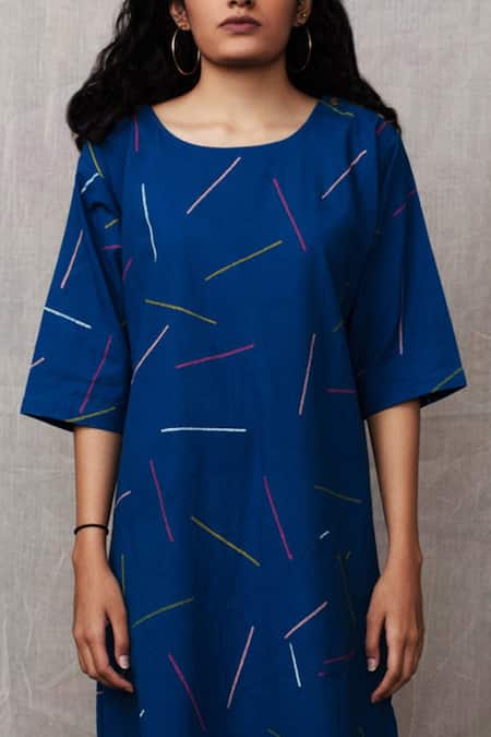 Buy Banana Labs Blue Cotton Sprinkle Round Neck Print Shift Dress With Stole Online at Aza Fashions Buy_Banana Labs_Blue Cotton Sprinkle Round Neck Print Shift Dress With Stole_Online_at_Aza_Fashions