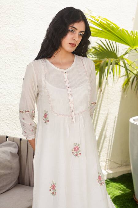 Buy_Tatwa_Ivory Handloom Cotton, Viscose, Silk Embroidery, Sequins Yoke Kurta And Pant Set _Online_at_Aza_Fashions