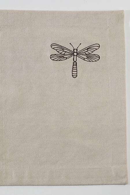 Buy_Table Manners_Off White Cloth Being A Dragonfly Placemats _Online_at_Aza_Fashions