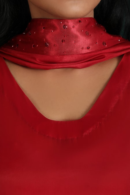 Buy The Aarya Red Silk, Maheshwari Beads V-neck Solid Anarkali Set With Embroidered Dupatta Online at Aza Fashions Buy_The Aarya_Red Silk, Maheshwari Beads V-neck Solid Anarkali Set With Embroidered Dupatta _Online_at_Aza_Fashions