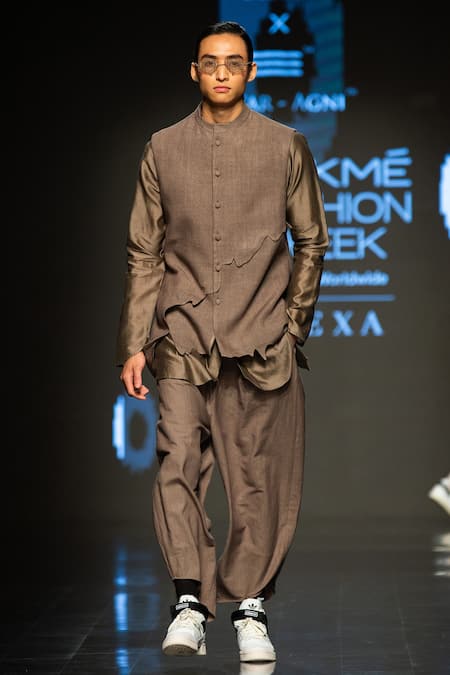 Antar Agni_Green Handloom Cotton Mud Handwoven Bundi _Online_at_Aza_Fashions