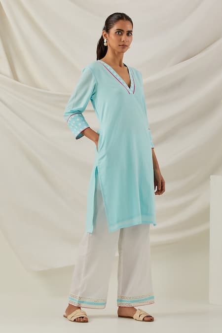 Buy_The Indian Cause_Blue Cotton Piping V-neck Solid Straight Kurta_Online_at_Aza_Fashions
