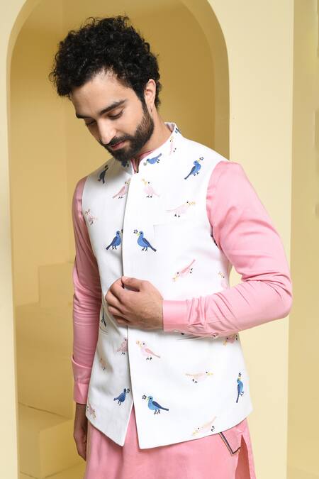 Buy_Kustomeyes_White Cotton Embroidery Bird Bundi And Kurta Set _Online_at_Aza_Fashions