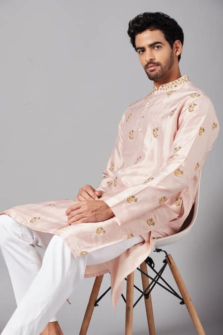 Hilo Design_Peach Cotton, Lycra, Silk Embroidery Krusos Floral Kurta Set _Online_at_Aza_Fashions