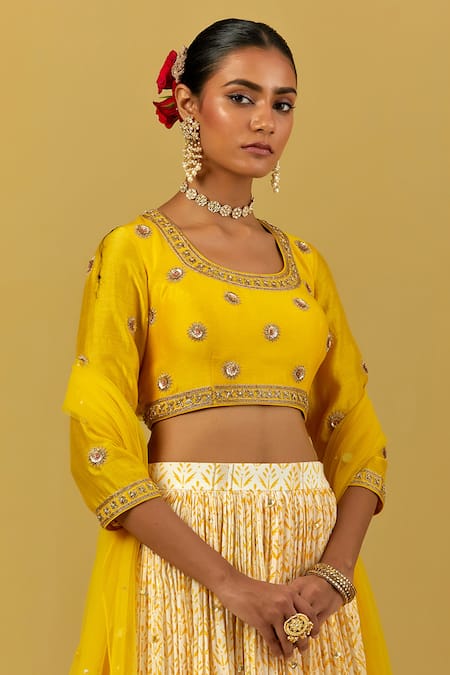 Buy_Ikshita Choudhary_Yellow Cotton, Silk, Net Sequins, Embroidery Round Neck Floral Print Skirt Set _Online_at_Aza_Fashions