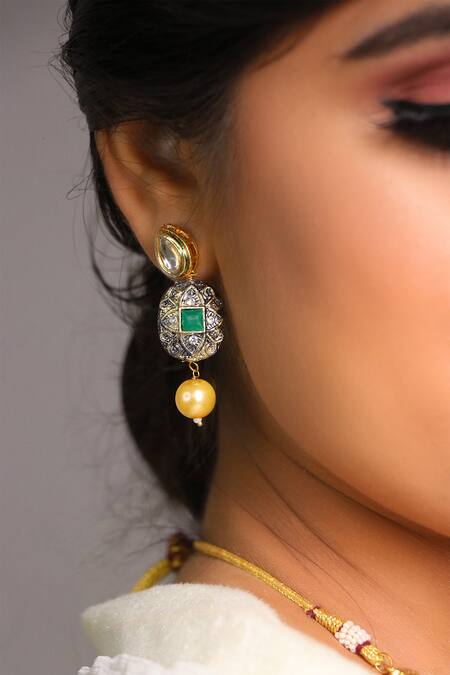 Buy Ishhaara Gold Plated Stones Double Layered Studded Necklace Set Online at Aza Fashions Buy_Ishhaara_Gold Plated Stones Double Layered Studded Necklace Set _Online_at_Aza_Fashions